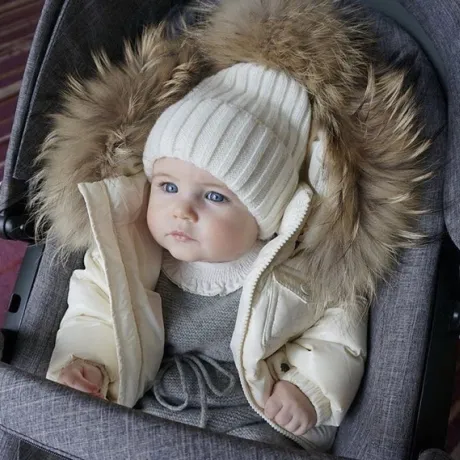 Плетена шапка с естествен помпон от ракун | Унисекс модел