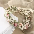 Венчета за глава с цветя – регулируем размер с панделка Венчета за глава с цветя – регулируем размер с панделка