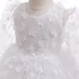 Бяла бебешка рокля с дантела и 3D цветя