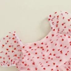 Бебешко боди в розово с тюл на сърчица Valentine