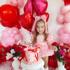 Бебешко боди в розово с тюл на сърчица Valentine