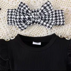 Боди рокля 3 в 1 – черно боди с пола, лента и чорапки