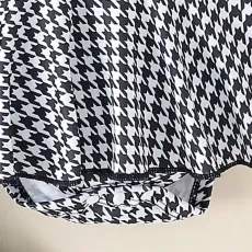 Боди рокля 3 в 1 – черно боди с пола, лента и чорапки