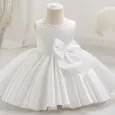 Бебешка рокля в бял перлен цвят с декоративни перли Pearl Бебешка рокля в бял перлен цвят с декоративни перли Pearl