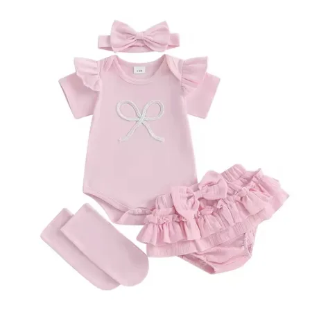 Бебешки розов комплект 4 в 1 – боди, пола-панталонки, чорапи и лента Бебешки розов комплект 4 в 1 – боди, пола-панталонки, чорапи и лента