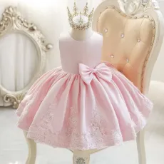Официална детска рокля Corolla в розов цвят