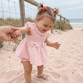 Розов памучен бебешки комплект рокличка и панталонки Casandra